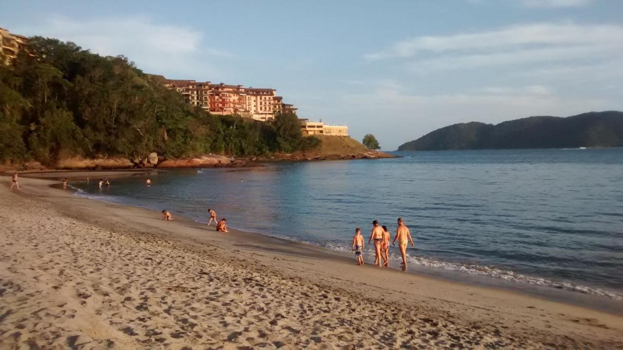 Chale No Condominio Verde Mar Na Praia Da Cocanha Caraguatatuba Zewnętrze zdjęcie