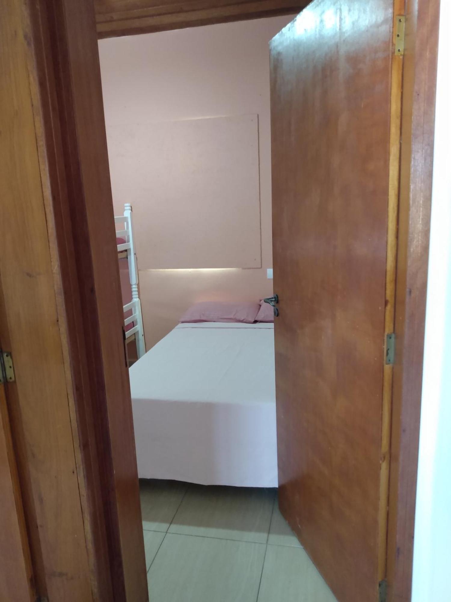 Chale No Condominio Verde Mar Na Praia Da Cocanha Caraguatatuba Zewnętrze zdjęcie